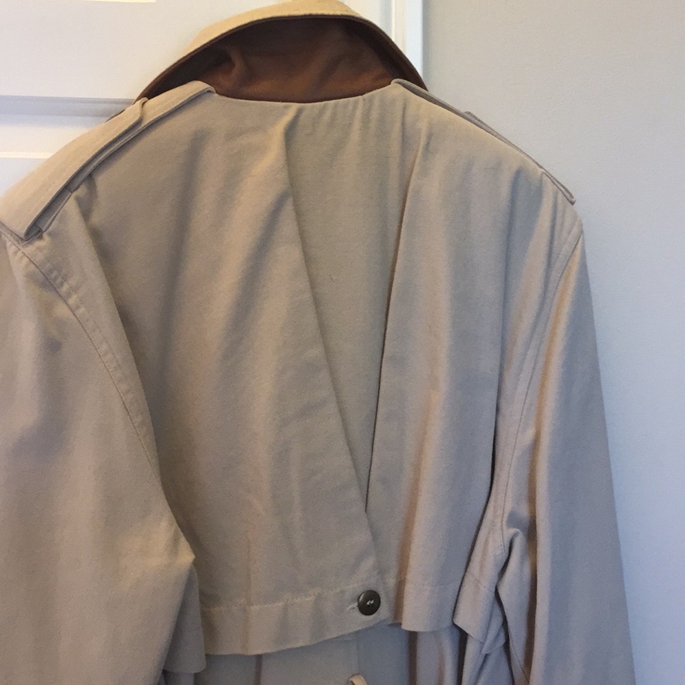 Coat - image 4